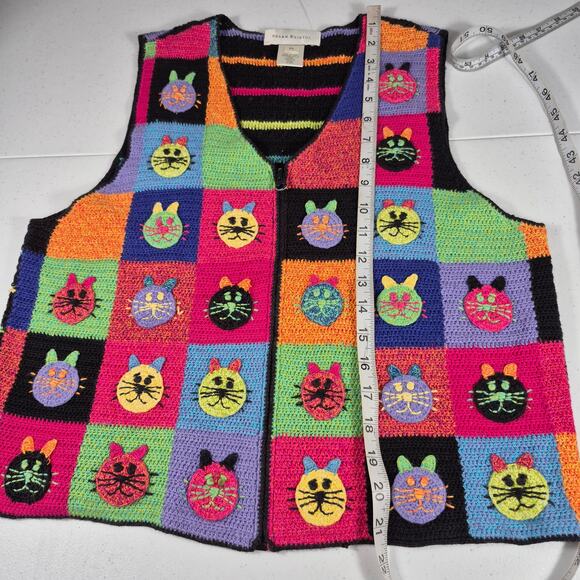 Susan Bristol Blue Red Green Crochet Cats Button Up Vintage Sweater Vest L P - Picture 3 of 4